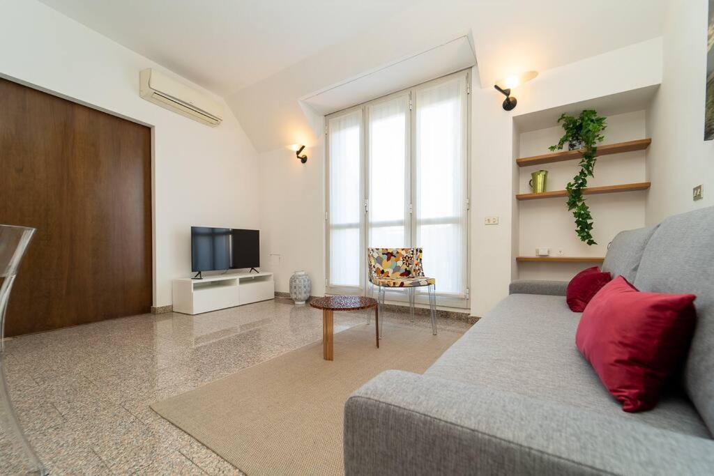 5 Giornate Apt Con Terrazzo E Garage Privato Milan Extérieur photo